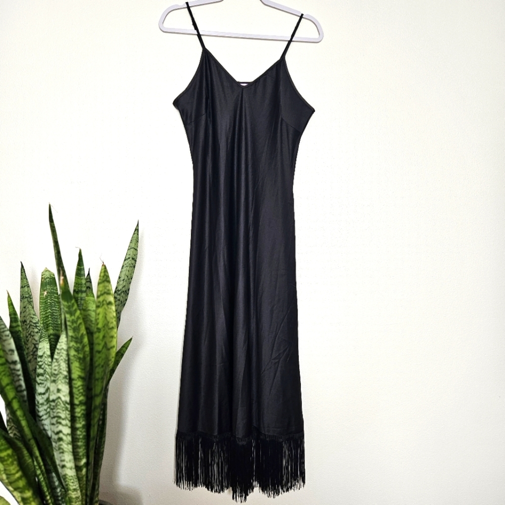 Cheibear Long Black Satin Gown Fringe Hem